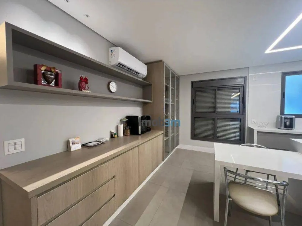 Apartamento, 4 quartos, 207 m² - Foto 9