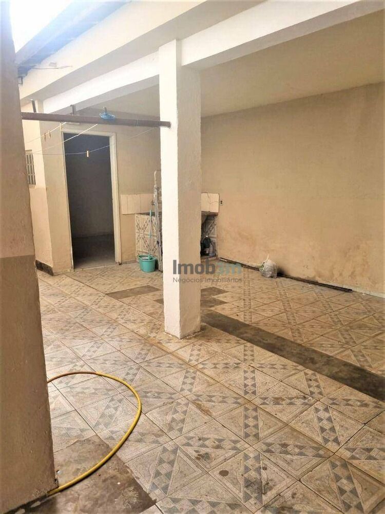 Casa à venda com 3 quartos, 200m² - Foto 28