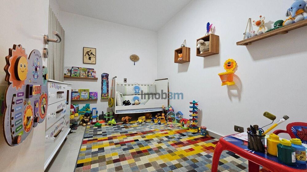 Casa à venda com 2 quartos, 125m² - Foto 3