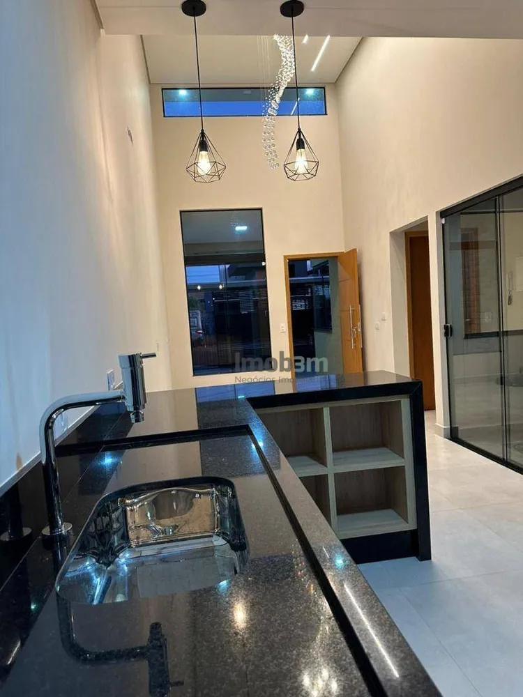 Casa, 3 quartos, 81 m² - Foto 4