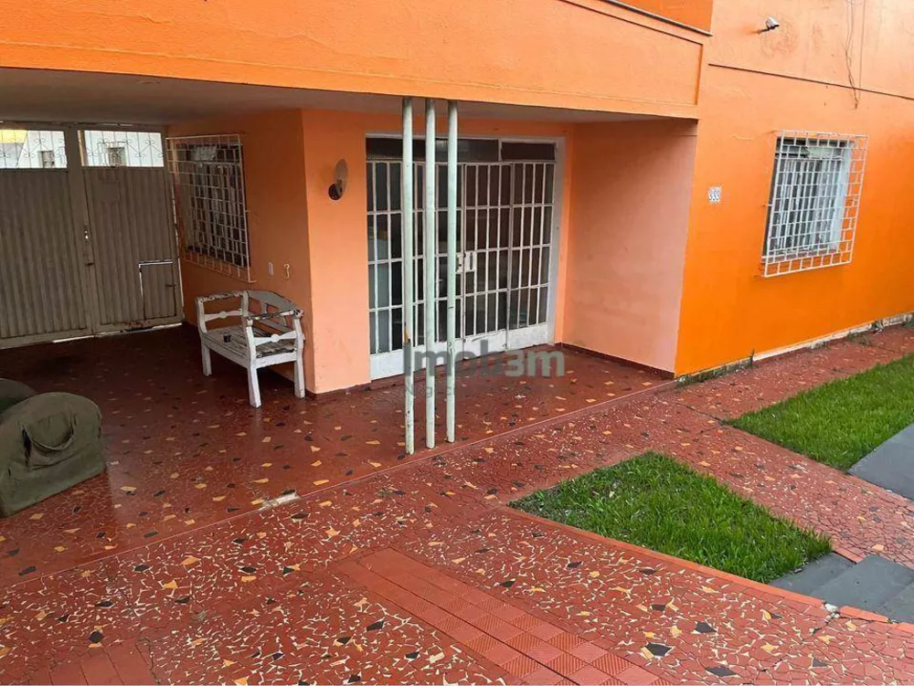 Casa à venda com 4 quartos, 190m² - Foto 4