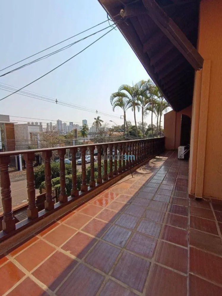 Sobrado, 4 quartos, 360 m² - Foto 1
