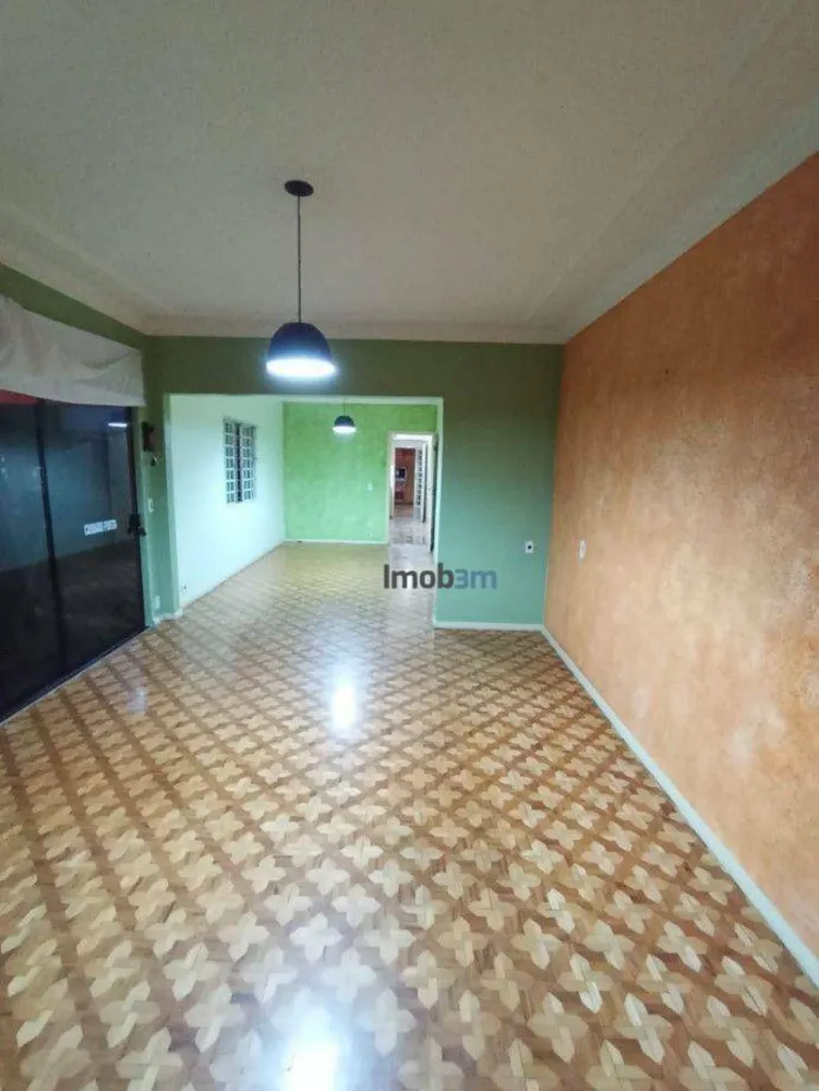 Casa, 5 quartos, 275 m² - Foto 4