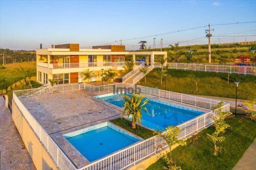 Casa de Condomínio à venda e aluguel com 3 quartos, 182m² - Foto 3