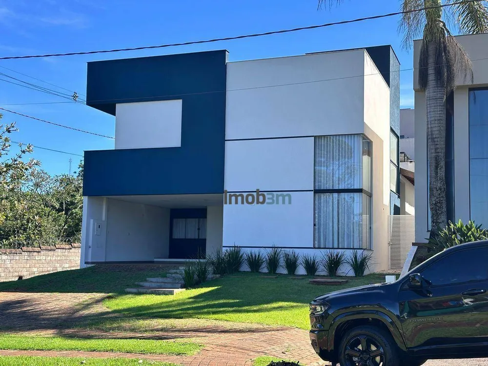 Sobrado, 3 quartos, 310 m² - Foto 1