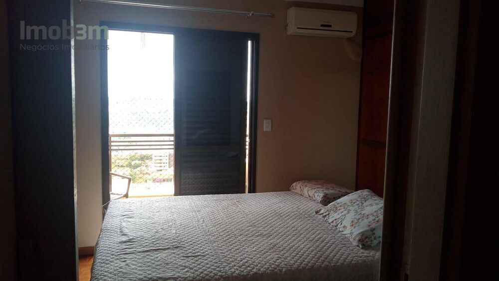 Apartamento à venda com 4 quartos, 190m² - Foto 7