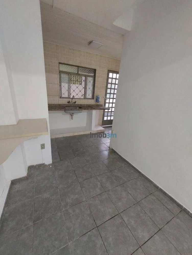 Casa, 3 quartos, 130 m² - Foto 2