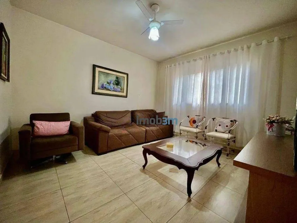 Casa, 3 quartos, 130 m² - Foto 1