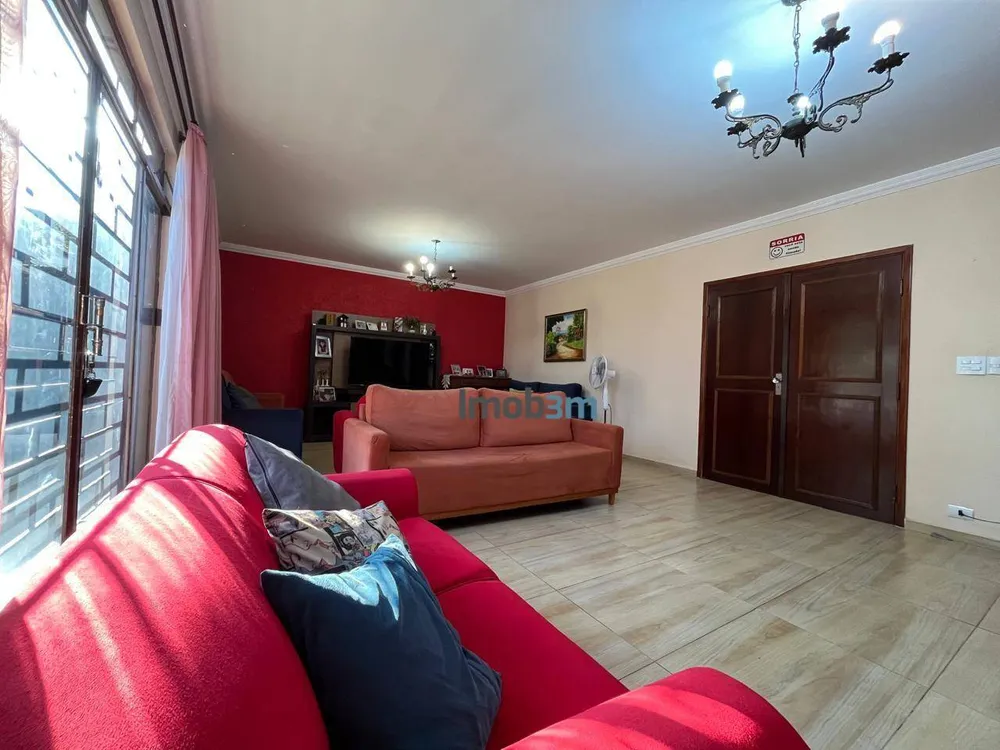 Sobrado, 5 quartos, 330 m² - Foto 3