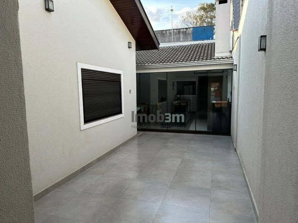 Casa, 3 quartos, 239 m² - Foto 14