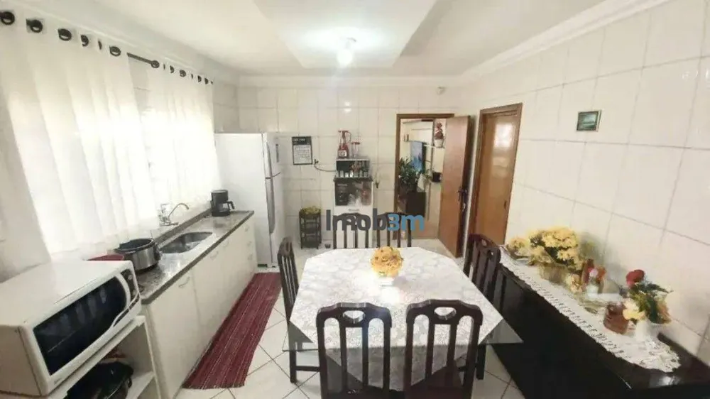 Casa, 3 quartos, 150 m² - Foto 4