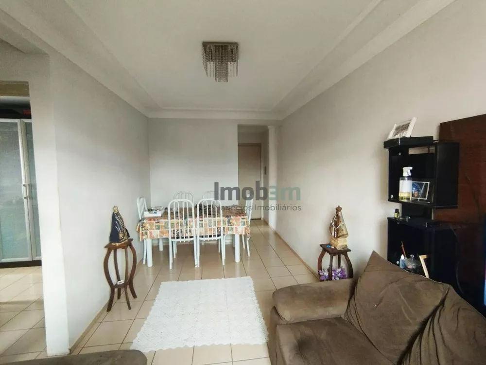 Apartamento à venda com 2 quartos, 50m² - Foto 2