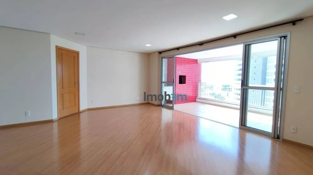Apartamento, 3 quartos, 130 m² - Foto 2