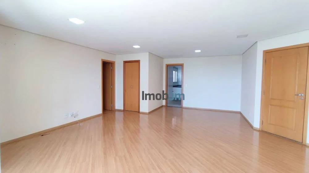 Apartamento, 3 quartos, 130 m² - Foto 4