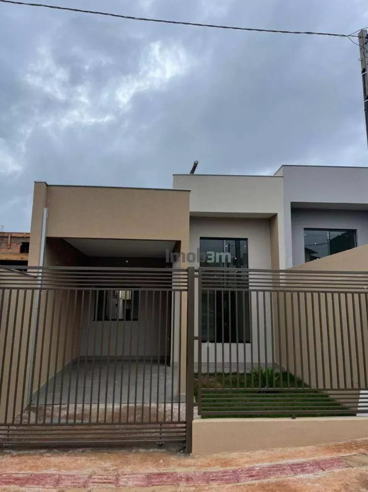 Casa à venda com 2 quartos, 82m² - Foto 2