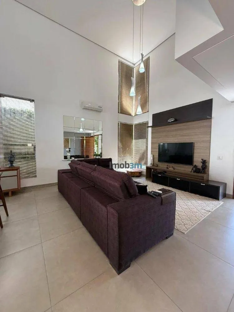 Sobrado, 3 quartos, 268 m² - Foto 3