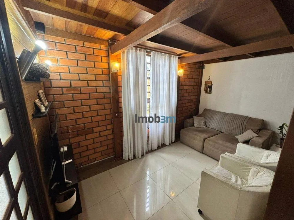 Sobrado, 3 quartos, 140 m² - Foto 1