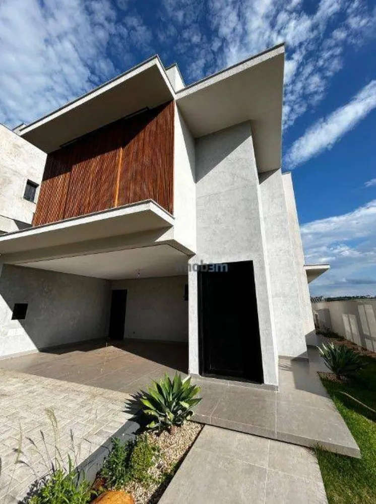 Sobrado, 3 quartos, 253 m² - Foto 2