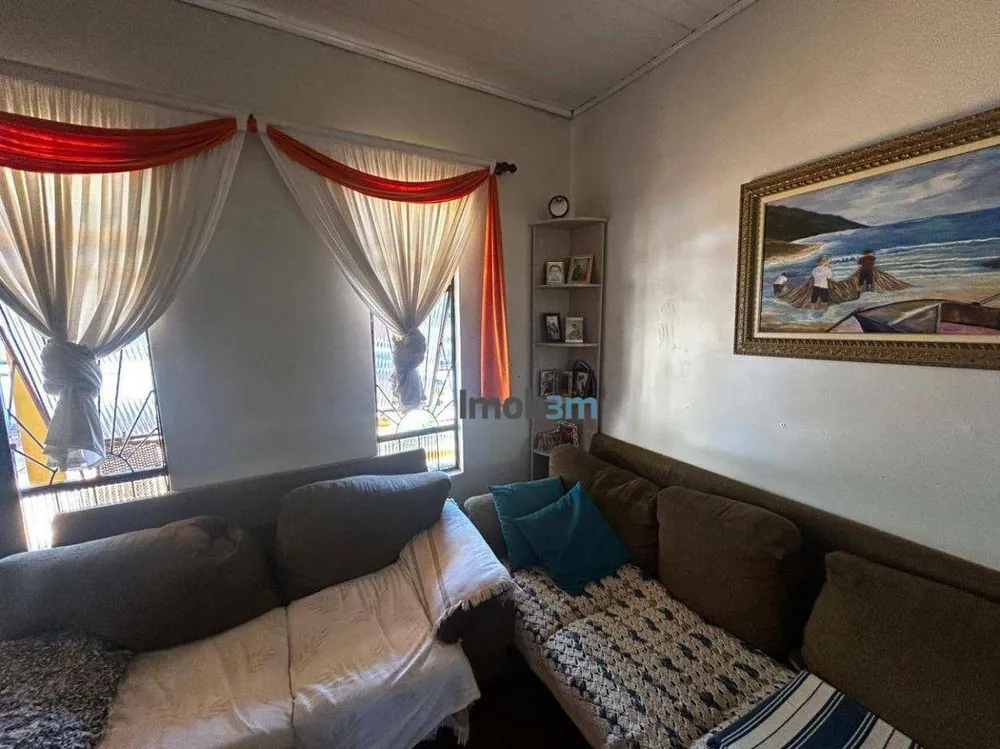 Casa, 3 quartos, 142 m² - Foto 2