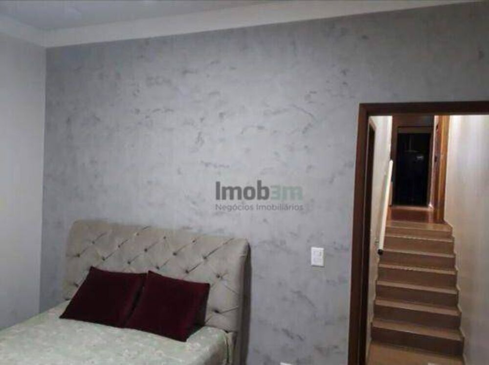Sobrado à venda com 3 quartos, 100m² - Foto 4