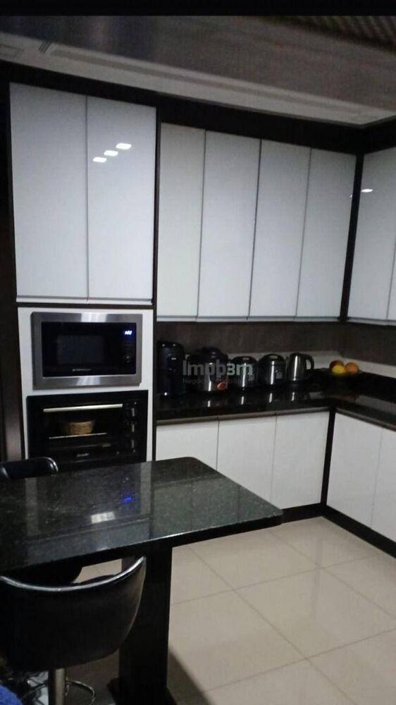 Sobrado à venda com 3 quartos, 100m² - Foto 3