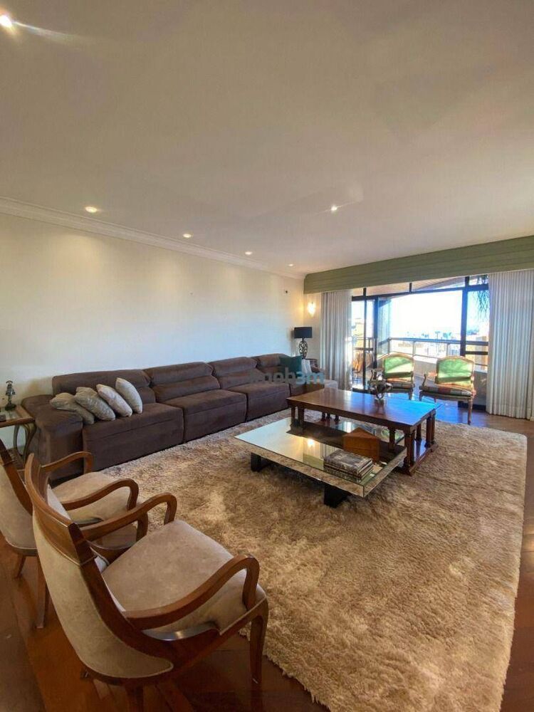 Apartamento para alugar com 4 quartos, 400m² - Foto 3