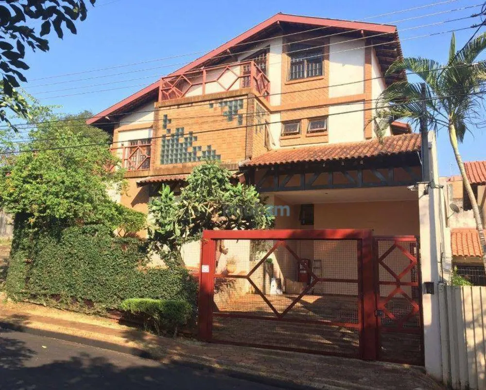 Sobrado, 3 quartos, 385 m² - Foto 1