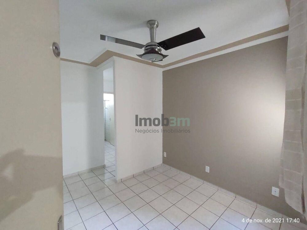 Apartamento à venda com 2 quartos, 45m² - Foto 1