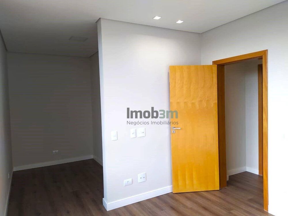 Sobrado à venda com 3 quartos, 190m² - Foto 4