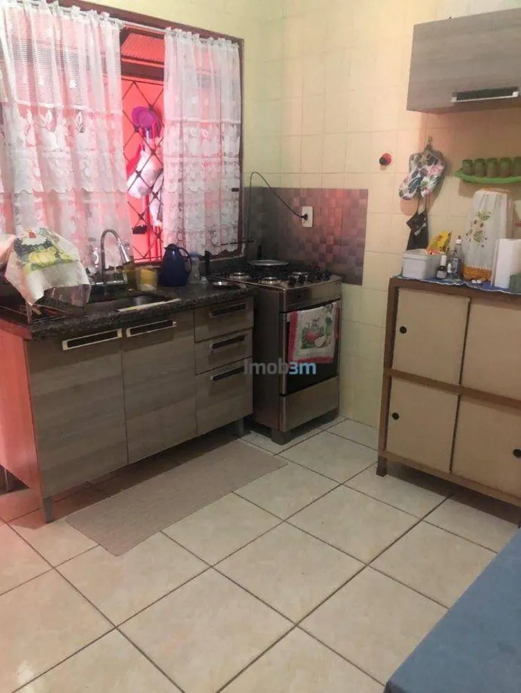 Casa, 3 quartos, 250 m² - Foto 3