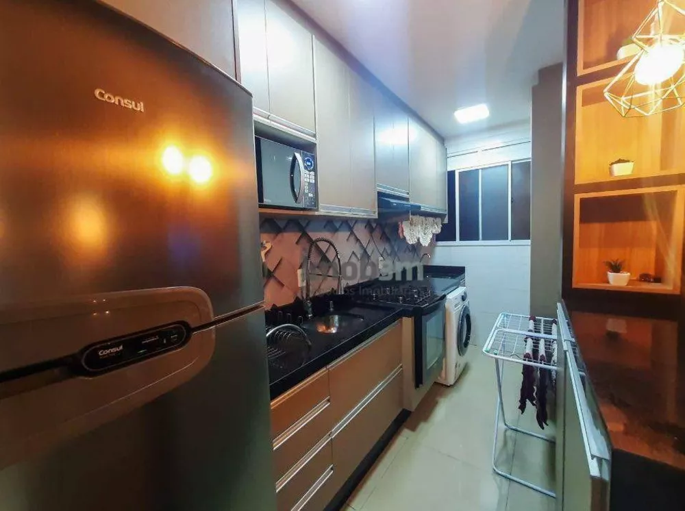 Apartamento à venda com 2 quartos, 46m² - Foto 1