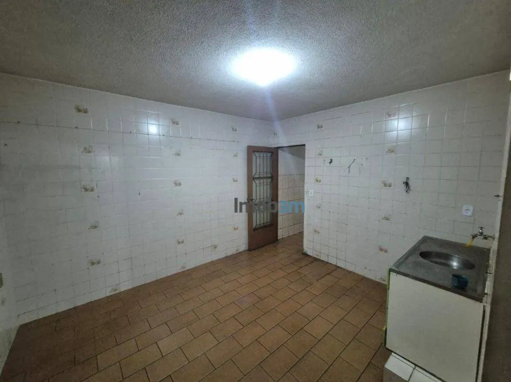 Casa, 3 quartos, 250 m² - Foto 6