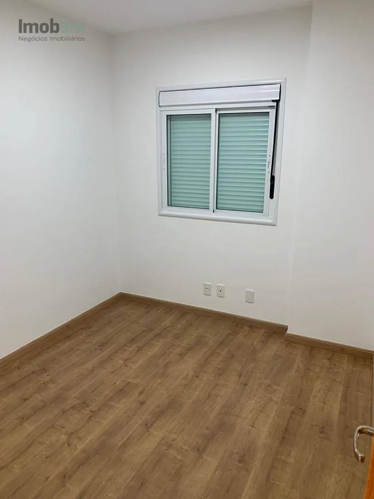 Apartamento, 3 quartos, 70 m² - Foto 2
