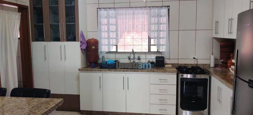 Chácara, 3 quartos, 2850 m² - Foto 3