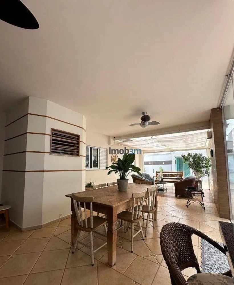 Sobrado, 3 quartos, 300 m² - Foto 9