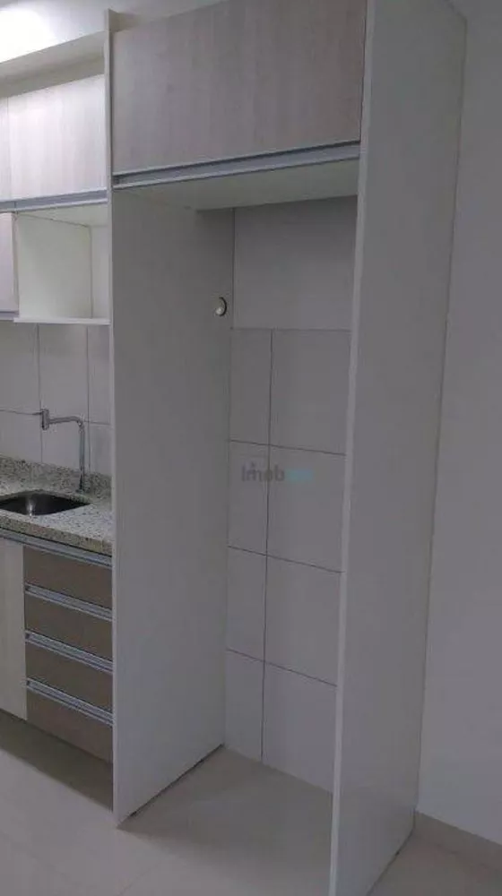 Apartamento à venda com 3 quartos, 67m² - Foto 3