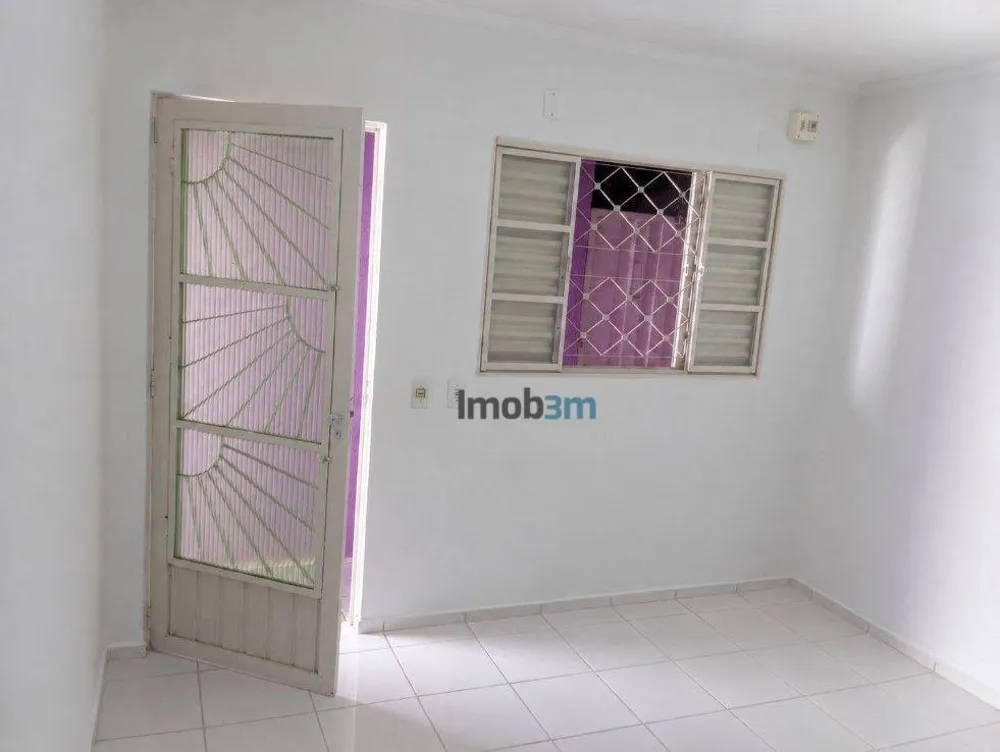 Casa, 5 quartos, 163 m² - Foto 2