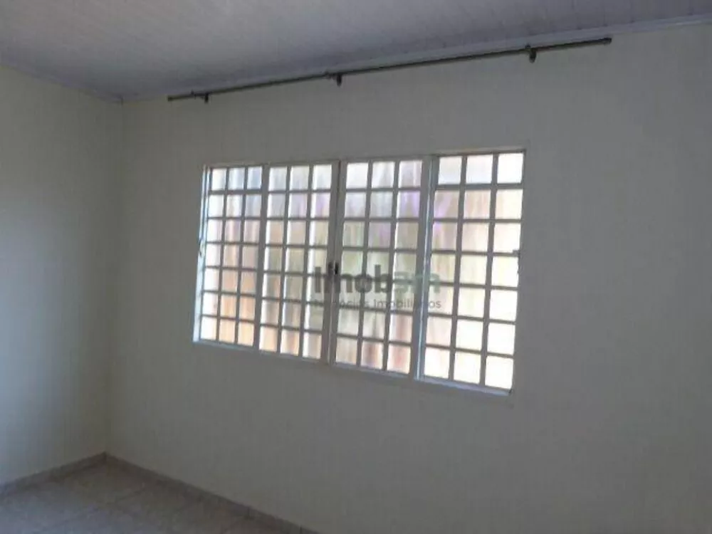 Casa à venda com 3 quartos, 137m² - Foto 4