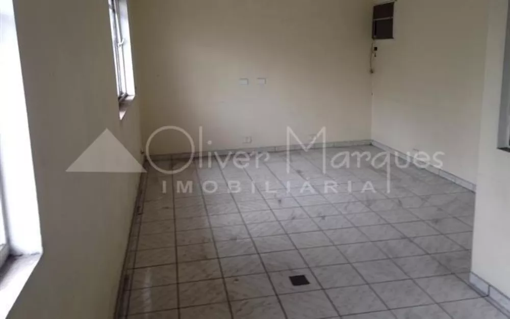 Sobrado à venda com 3 quartos, 200m² - Foto 3