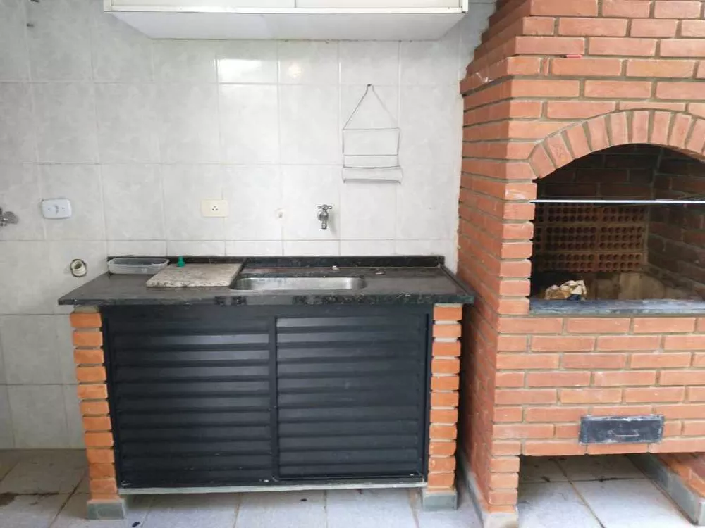 Sobrado à venda com 4 quartos, 225m² - Foto 4