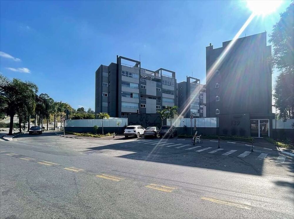 Cobertura à venda com 3 quartos, 242m² - Foto 1