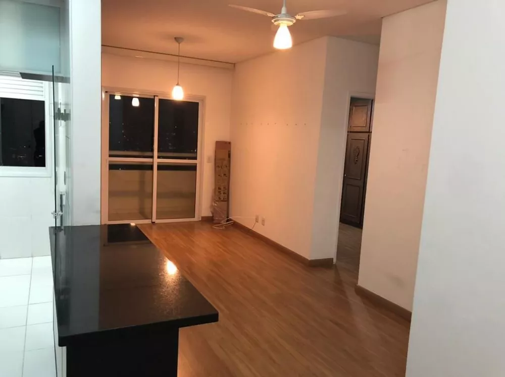 Apartamento à venda com 2 quartos, 67m² - Foto 1