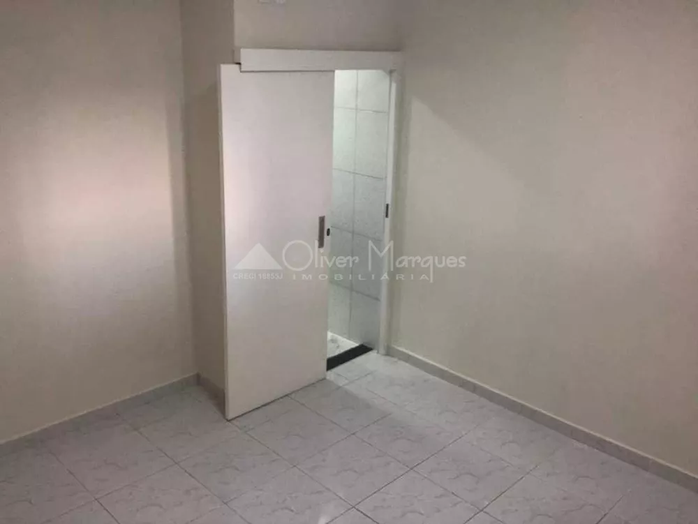 Casa para alugar com 1 quarto, 40m² - Foto 1