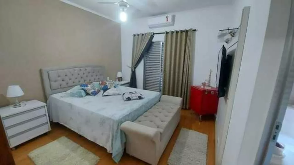 Sobrado à venda com 3 quartos, 450m² - Foto 2