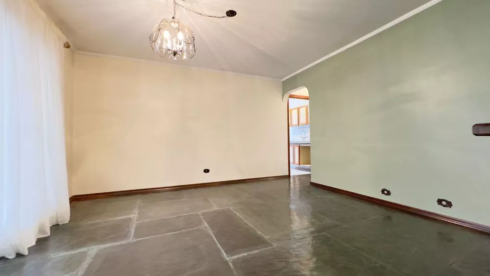 Casa à venda com 3 quartos, 180m² - Foto 4