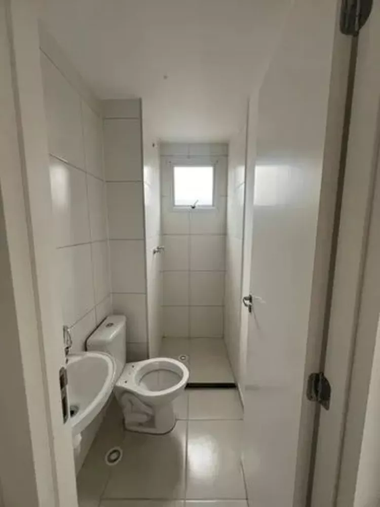 Apartamento à venda com 2 quartos, 43m² - Foto 3