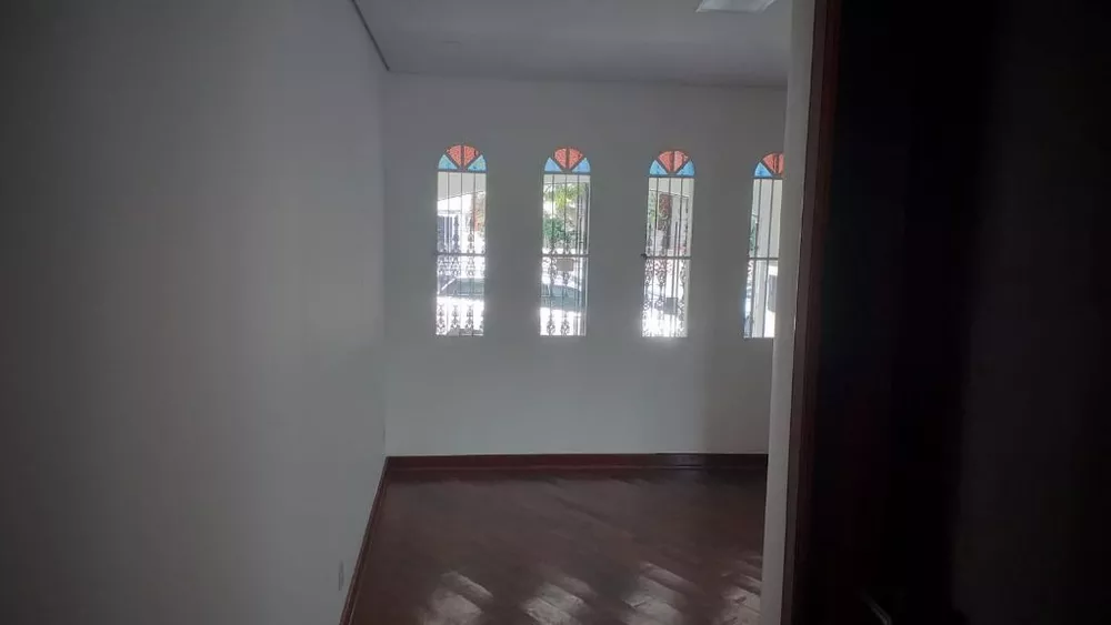 Sobrado à venda com 3 quartos, 203m² - Foto 2