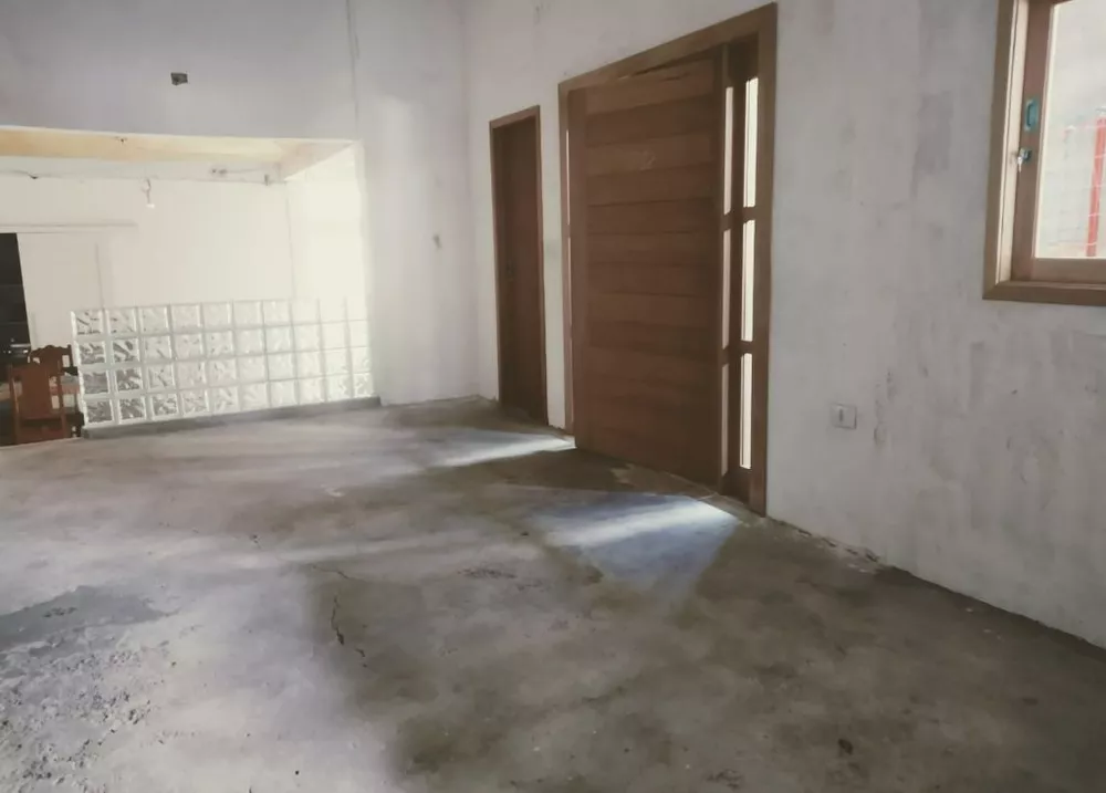 Sobrado à venda com 4 quartos, 316m² - Foto 2