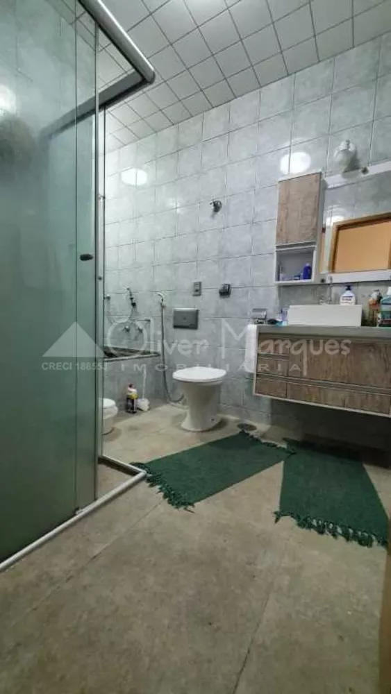 Casa à venda com 2 quartos, 90m² - Foto 6