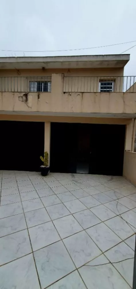 Casa à venda com 3 quartos, 150m² - Foto 1